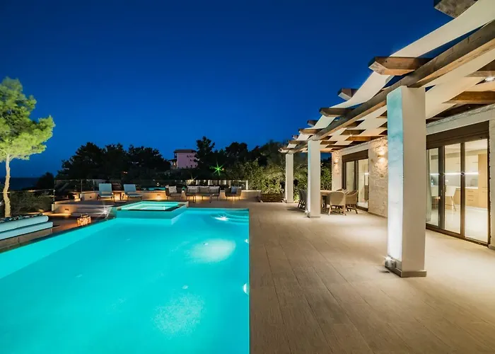 Porto Vasilikos Villas